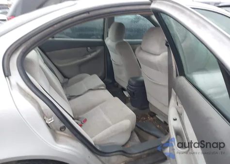 2004 Oldsmobile Alero Gl1 z USA, uszkodzony, nr VIN 1G3NL52F94C197573